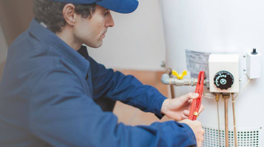 Expert burst pipe repair services in Hull, IA
